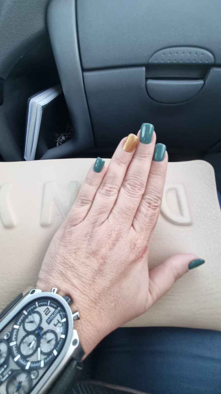 Espelho meu, espelho meu, haverá manicure mais bonita do que a minha? - 1