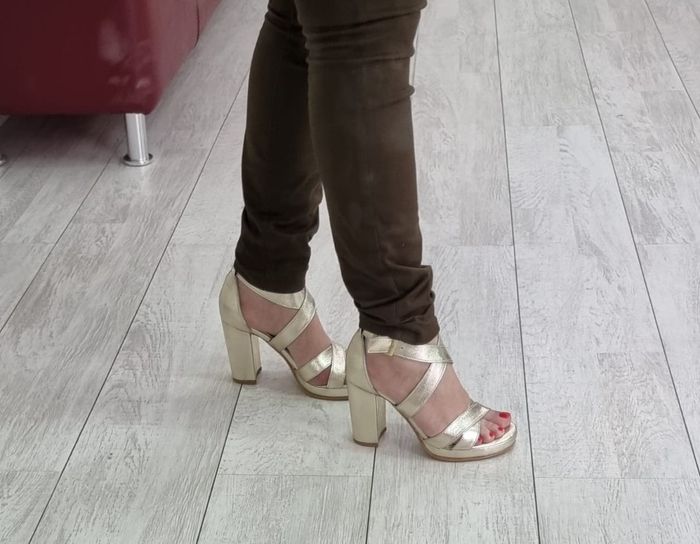 Sapatos abertos ou fechados para o dia C? 👠 3