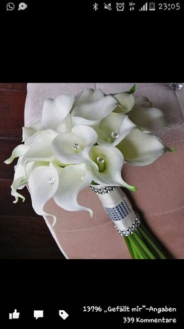 Flores do bouquet vs igreja - 1