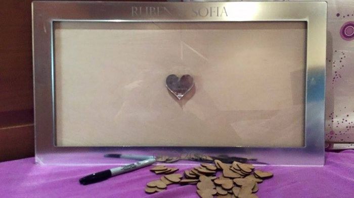 Quadro + 174 corações+ caneta