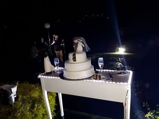 Imagem do topo do bolo no Bolo de noiva