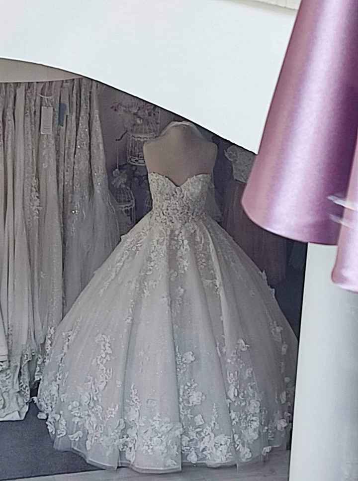 Vestido lindo de morrer nas Noivas Dom Dinis - 1