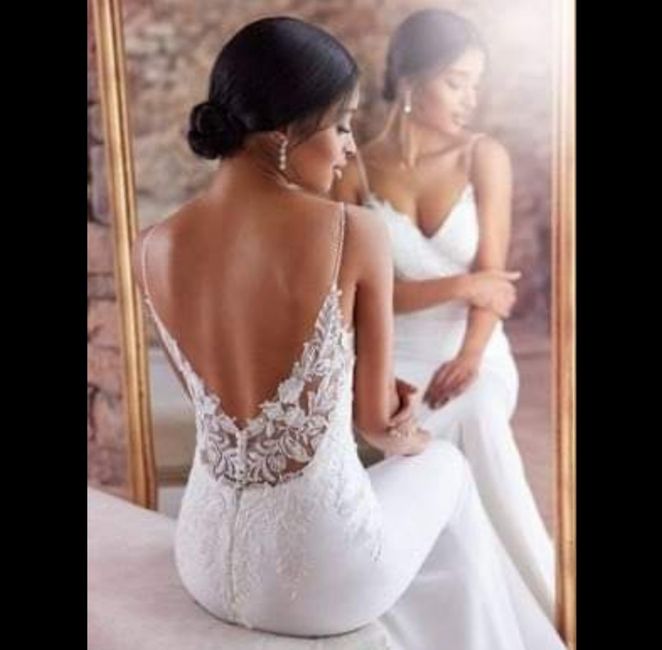 Vestido simples, com bordado nas costas e capa! Noivas Dom Dinis ❤️😘🙏🍀 1