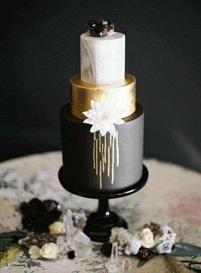 Bolos pretos e dourados - inspiração - 11