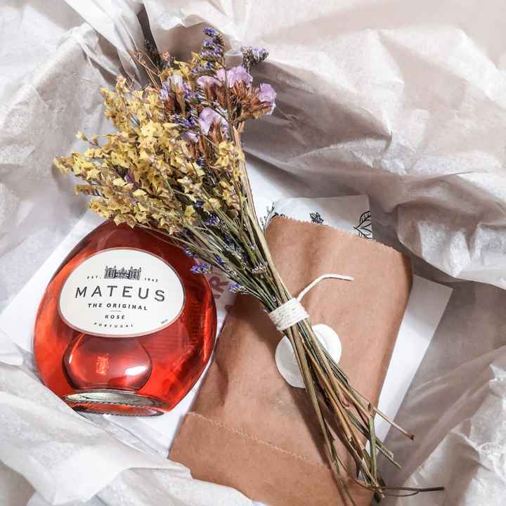 Em progresso // Caixas das madrinhas e padrinhos - 3