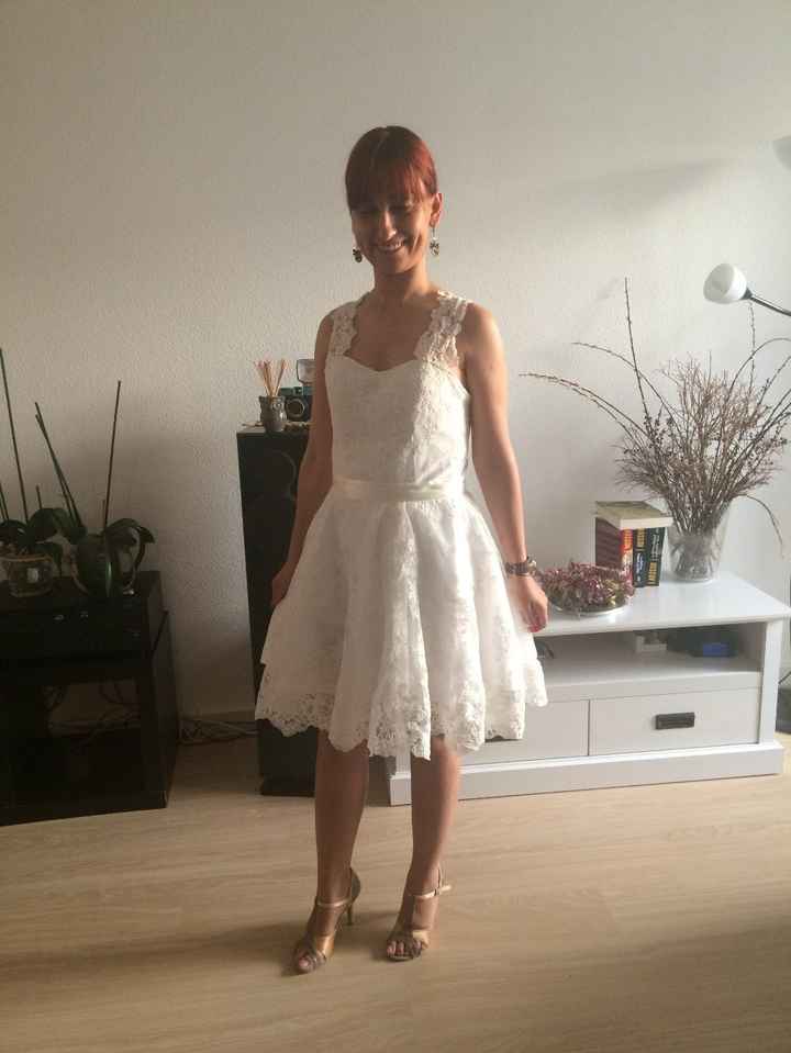 Vestido de noiva Curto. DIY