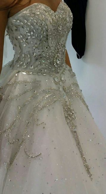 Detalhes vestidos - 1