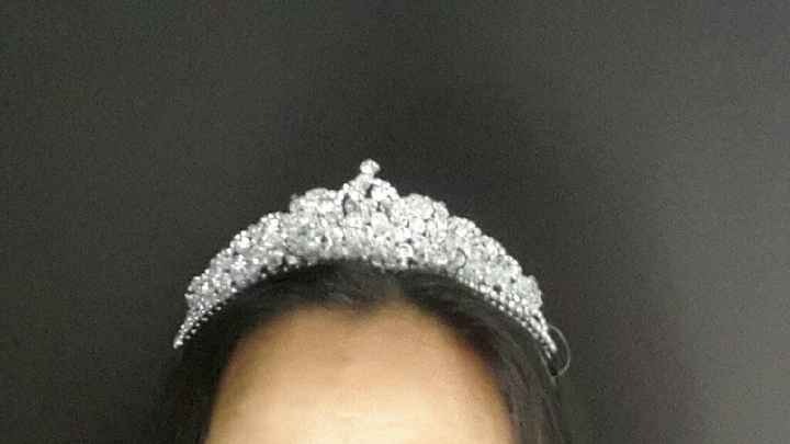 Check tiara - 1