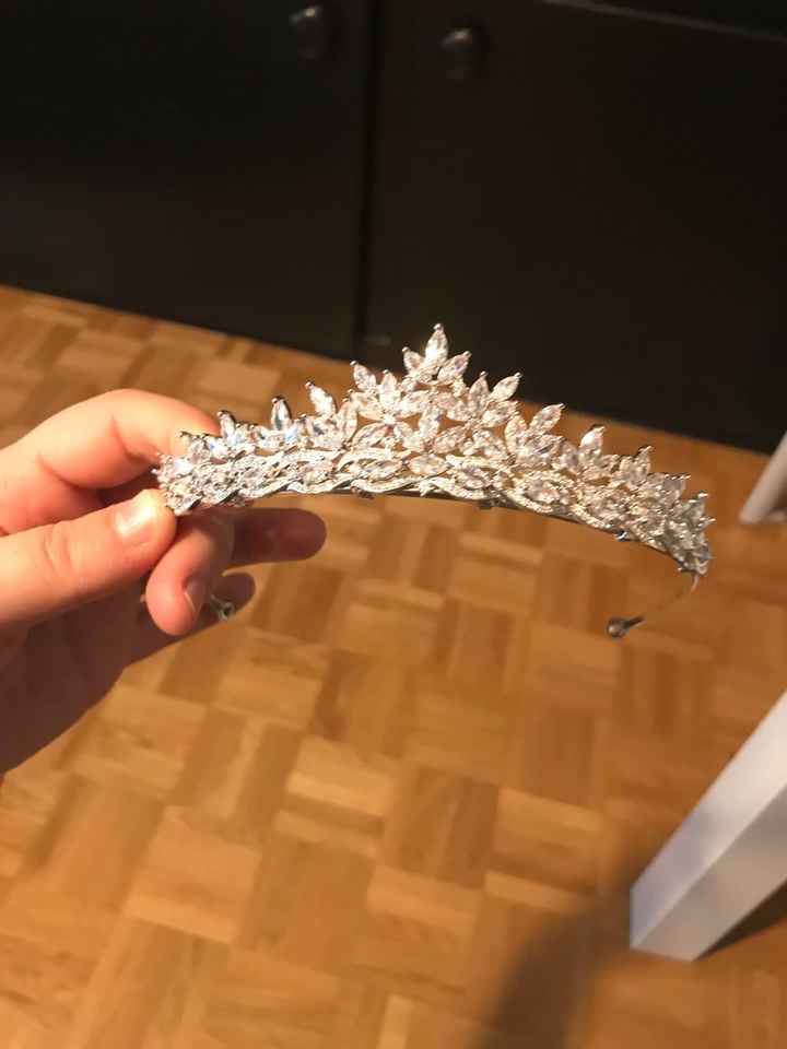 Tiara - 1