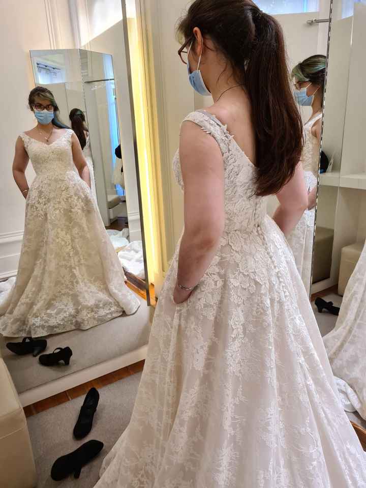 Saga dos Vestidos de Noiva Pt. 1 (em busca de um vestido à Princesa Disney) - 1