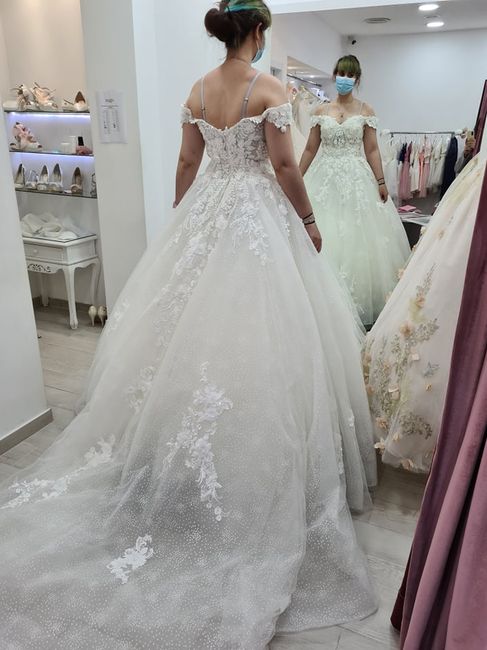 Qual destes vestidos "princesa" é o teu favorito? - 1
