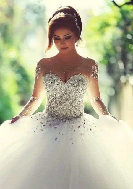 Vestido com Brilhantes
