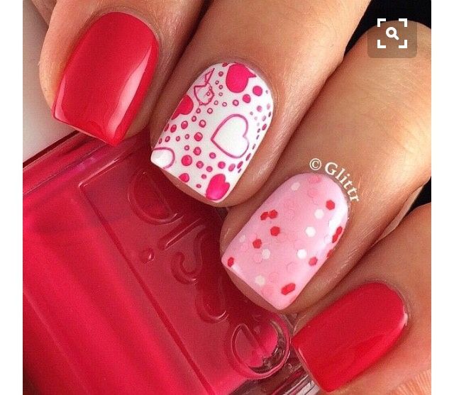 Procuro inspirações de unhas que misturem vermelho e rosa - 1