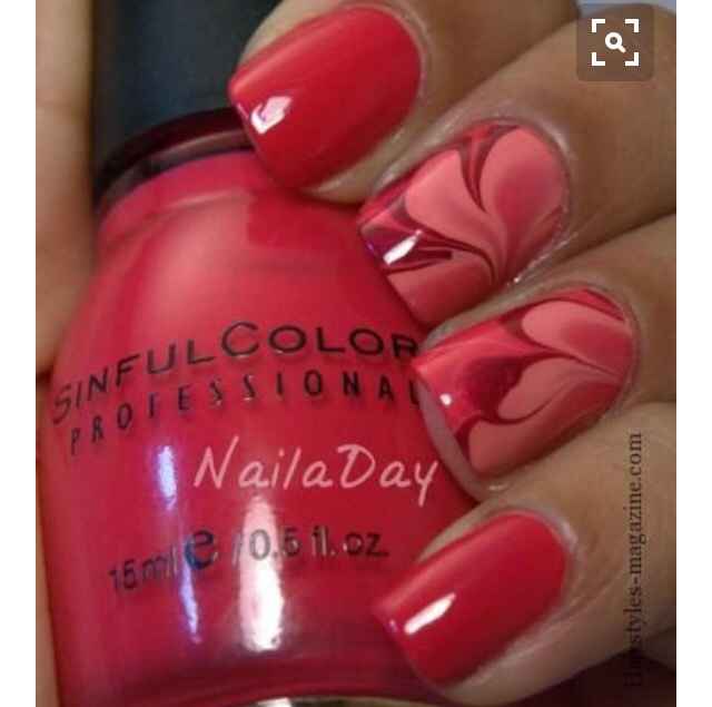 Procuro inspirações de unhas que misturem vermelho e rosa - 5
