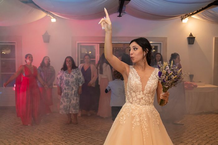 O teu vestido de noiva... no nosso PINTEREST! 👗❤️ 85