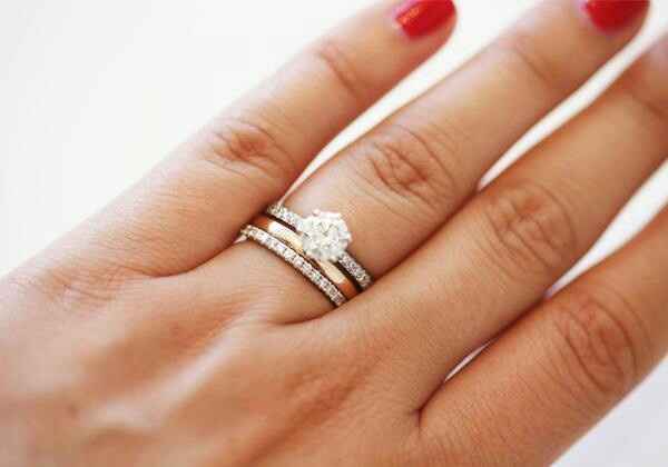 "colar" aliança  de noivado ou não - 1
