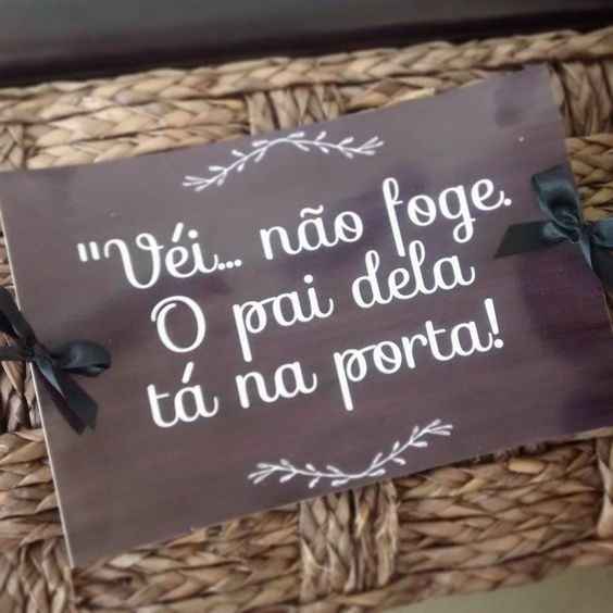 Placa fora do vulgar 😂 - 1