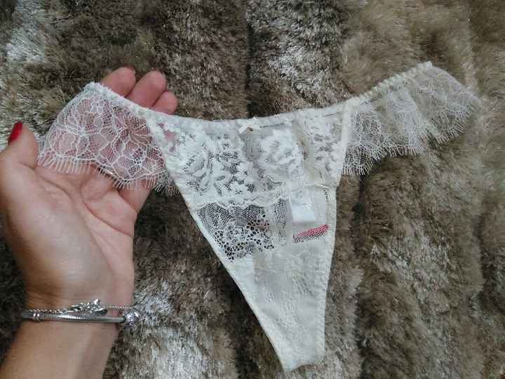  Checks: lingerie, liga e brincos :) - 5