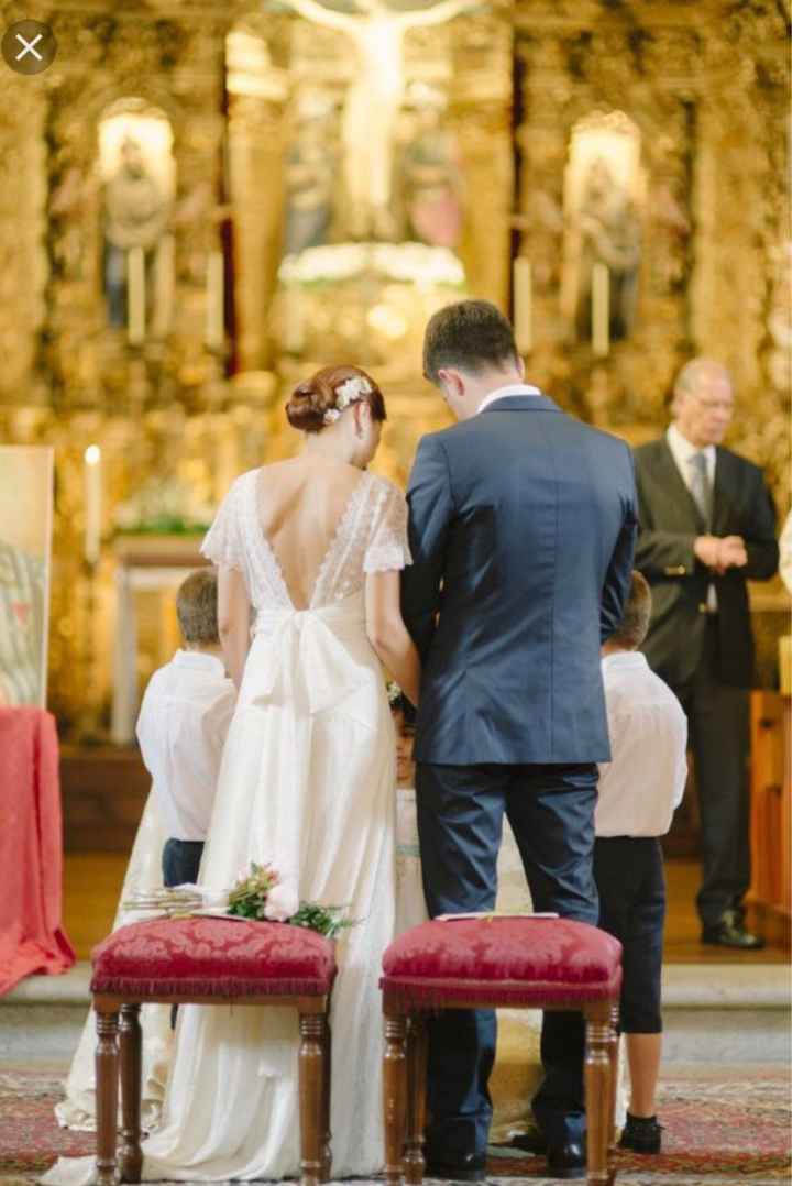 O que fazer à cauda do vestido durante a cerimónia? - 2