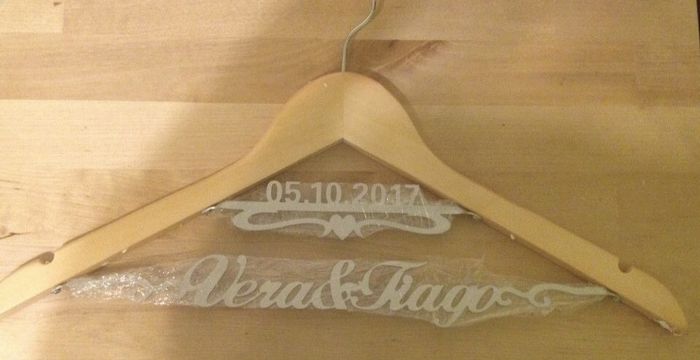 Quem vai ter um cabide personalizado para o casamento? - 1