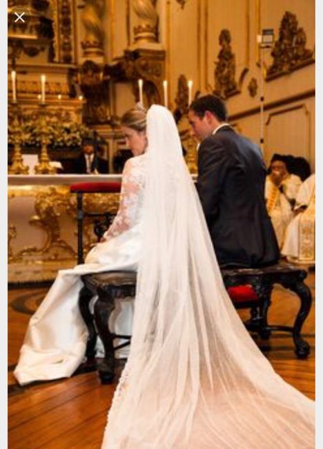 O que fazer à cauda do vestido durante a cerimónia? 2