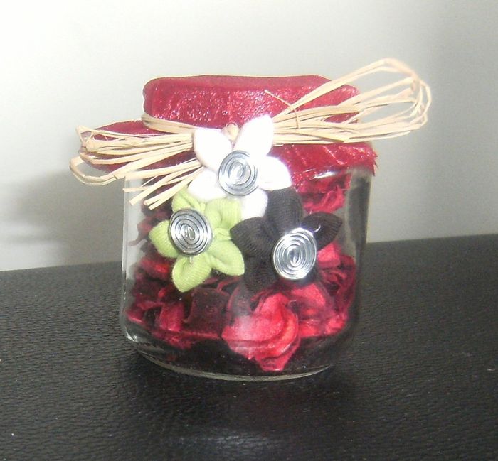 Pote com flores