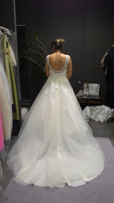 vestido trás