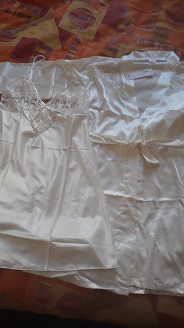Robe cheks.. - 2