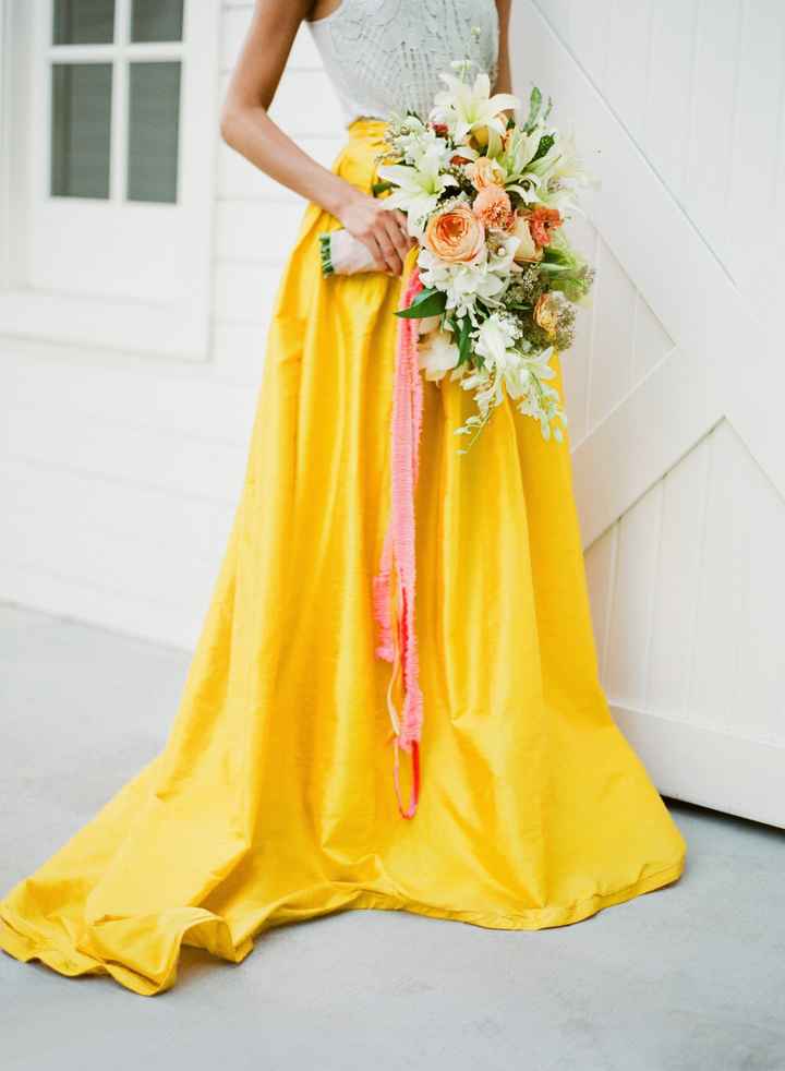 o Arco-íris invade a Comunidade: Inspirações (amarelo) para Vestido de Noiva 💛 - 2