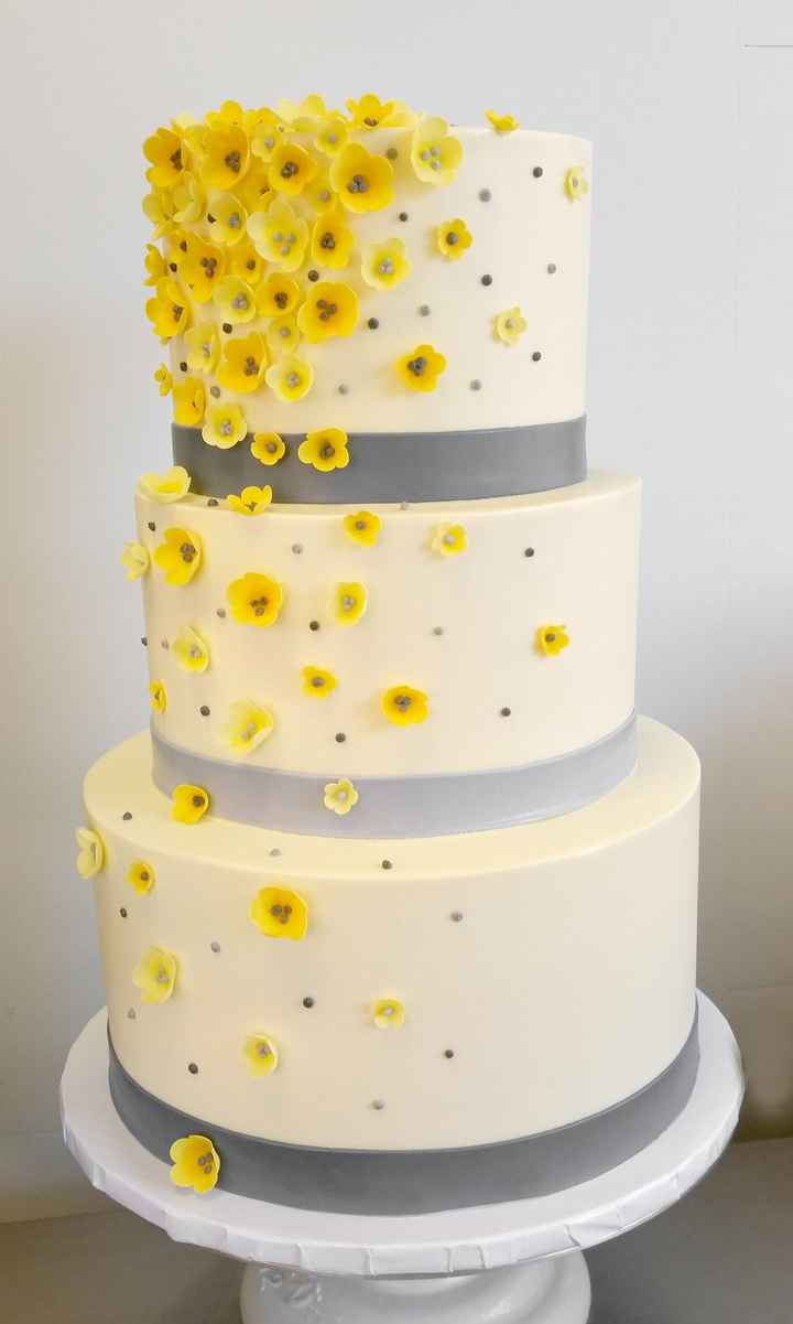 o Arco-íris invade a Comunidade: Inspirações (amarelas) para Bolo de Casamento 💛 - 10