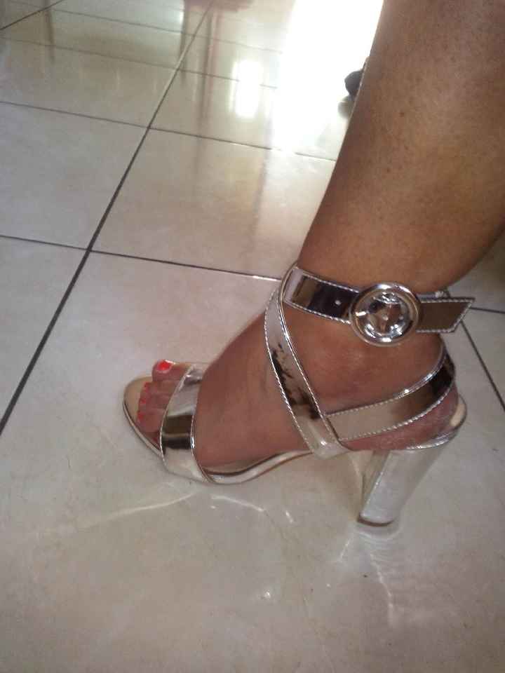 o meu vestido e as minhas sandálias ... o que acham? - 2