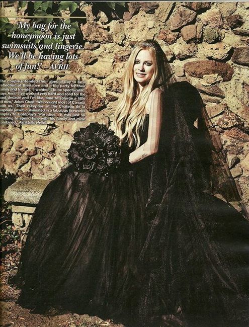 Wed in Black - 3 vestidos - 1