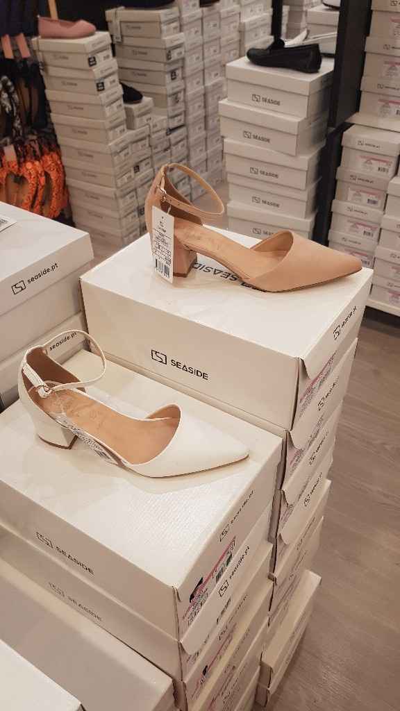 Sapatos de noiva rasos - 1
