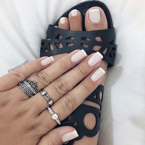 Unhas B