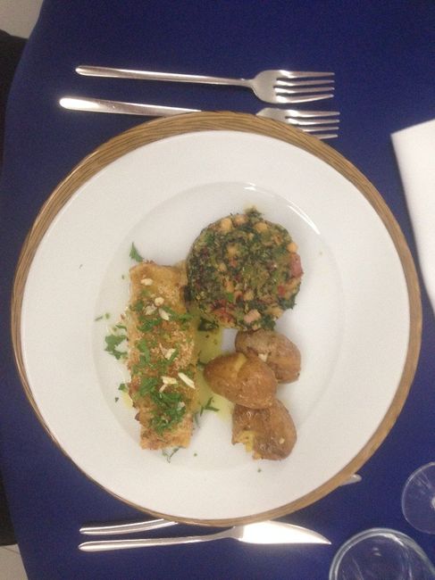 bacalhau com migas, hortas salteadas e batatas salitradas