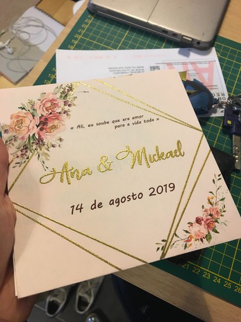 Brancos ou coloridos: os convites! - 1