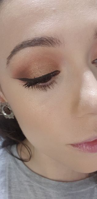 Com qual destas 4 maquilhagens ficas? - 1