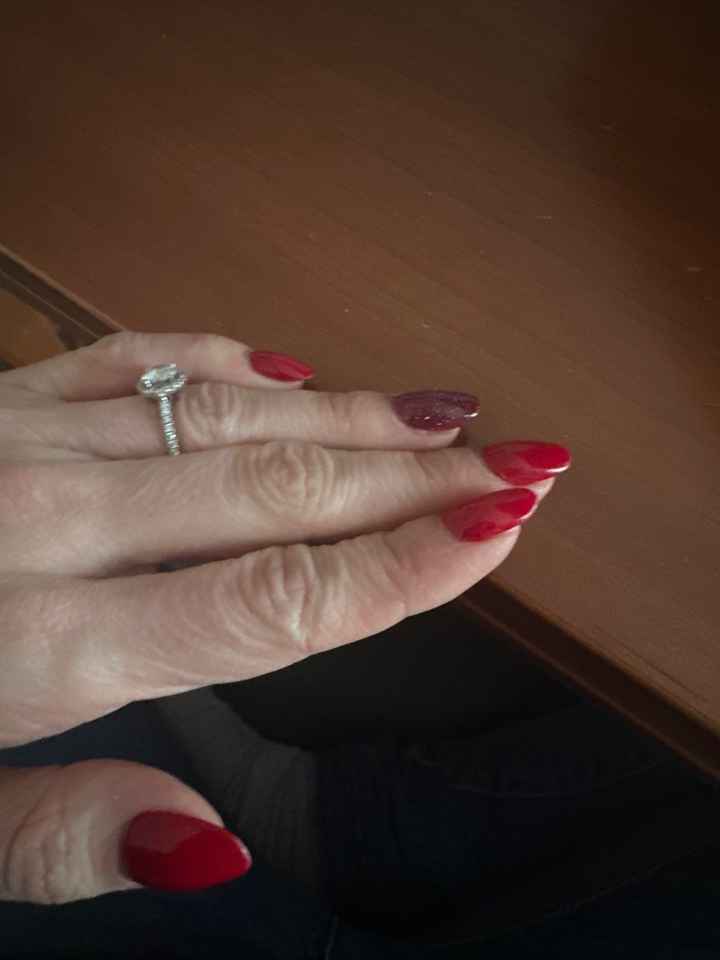 Unhas verdadeiras ou falsas? - 1