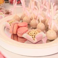 Macarrons e brigadeiros