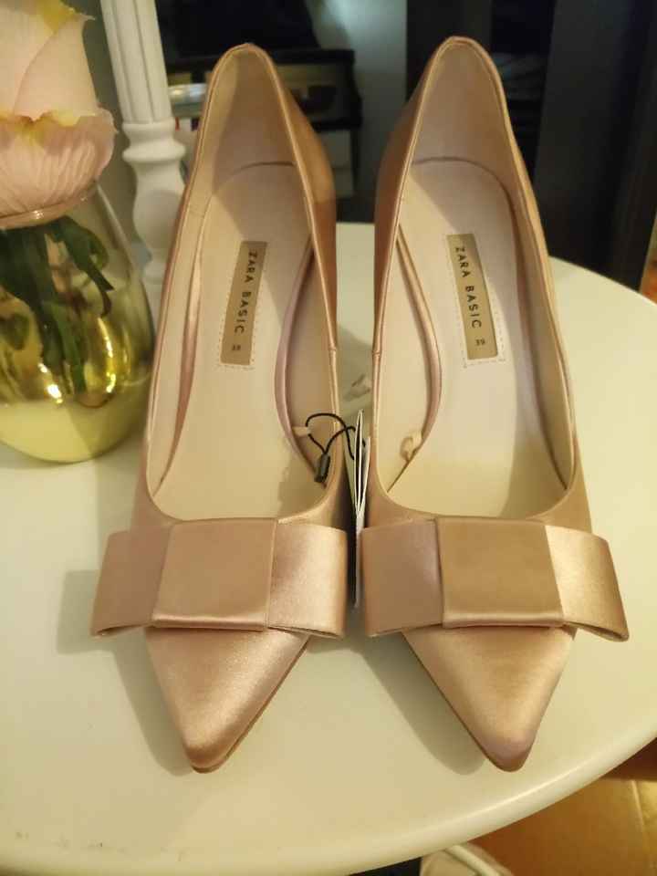 Sapatos de noiva em saldo - 1