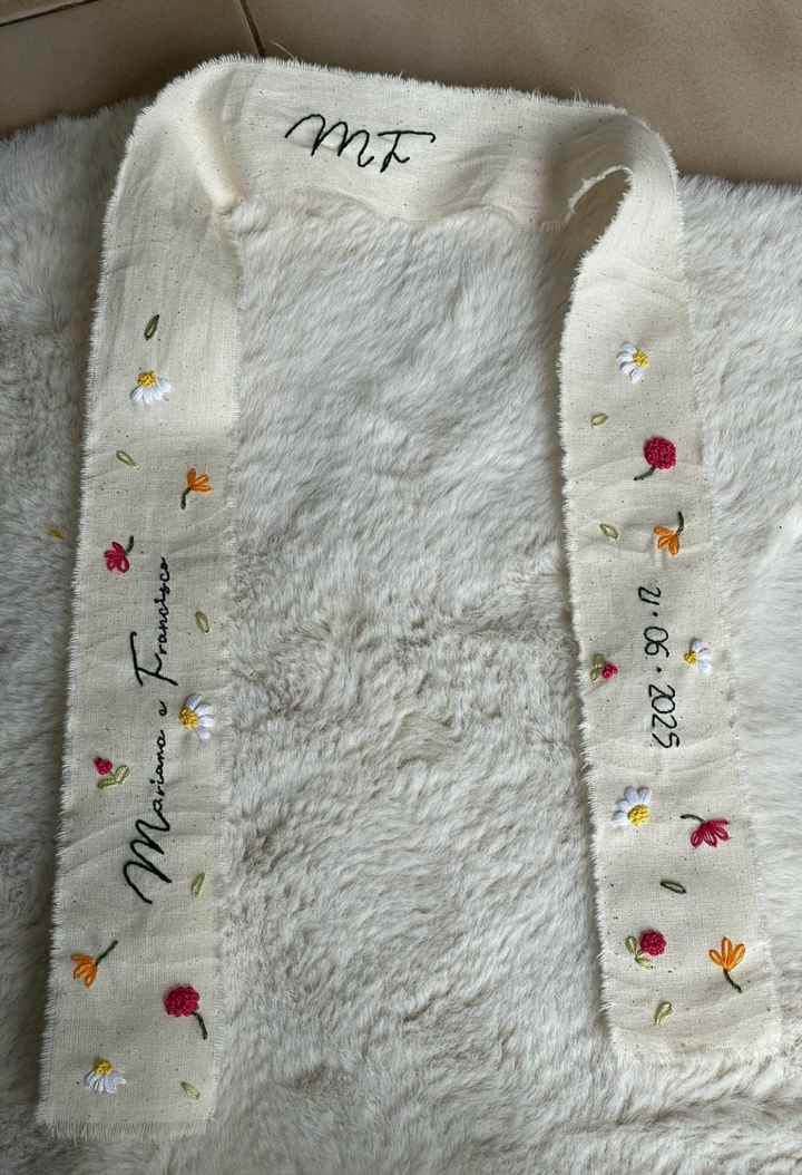 Mais um check: faixa do bouquet bordada - 2