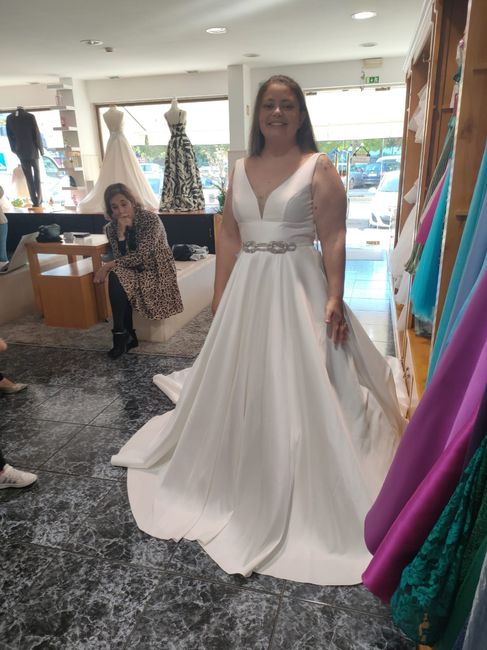 Primeira vez que experimentei um vestido de noiva!!👰👰👰👰👰 3