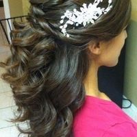 Opção D - O penteado