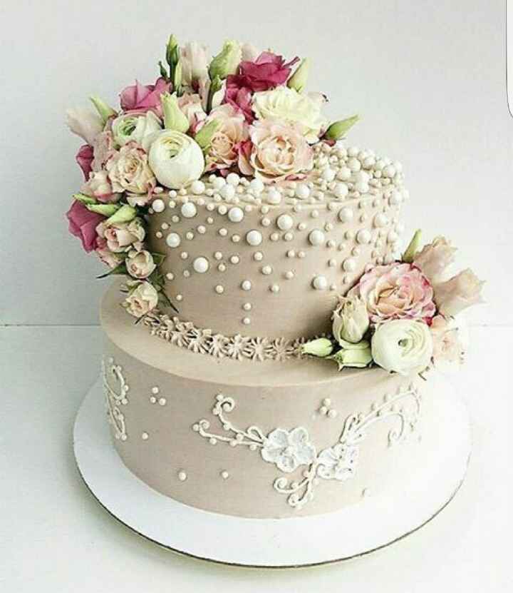 Bolo com flores verdadeiras!