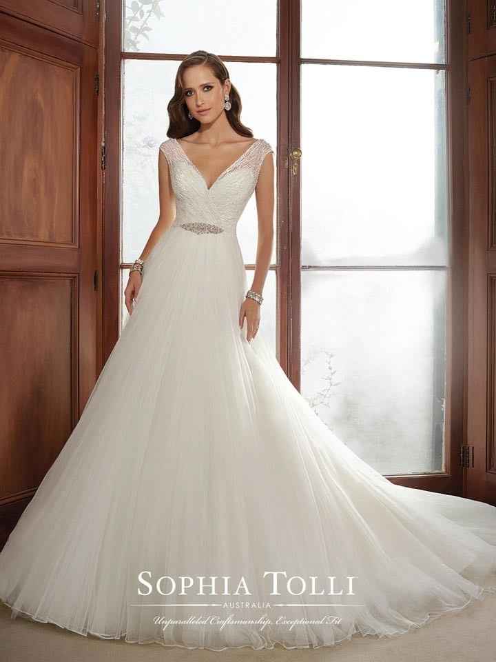 18- Vestido Sophia Tolli