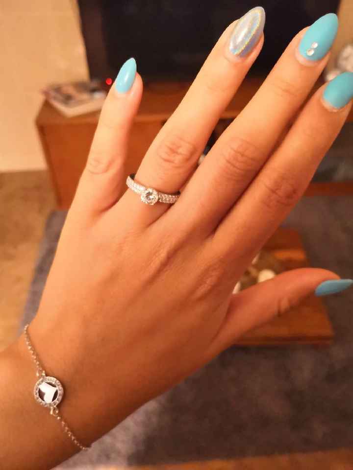 Bora partilhar o nosso anel de noivado? 💍😍 - 1