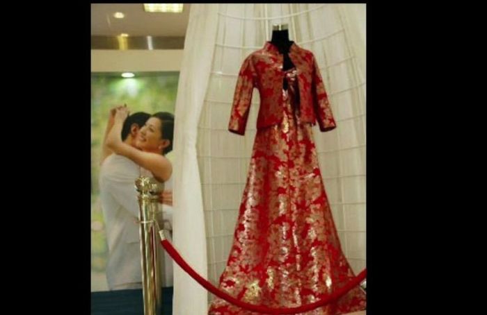 Vestido de platina