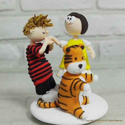 cake topper