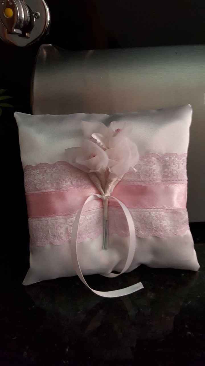 Mais um check - Almofada das alianças 💍 - 1