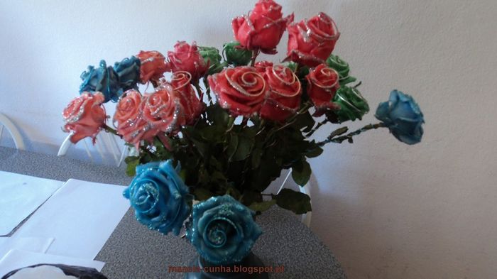 rosas artificiais